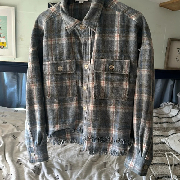 mable Tops - Mable Womens Flannel Small sweater